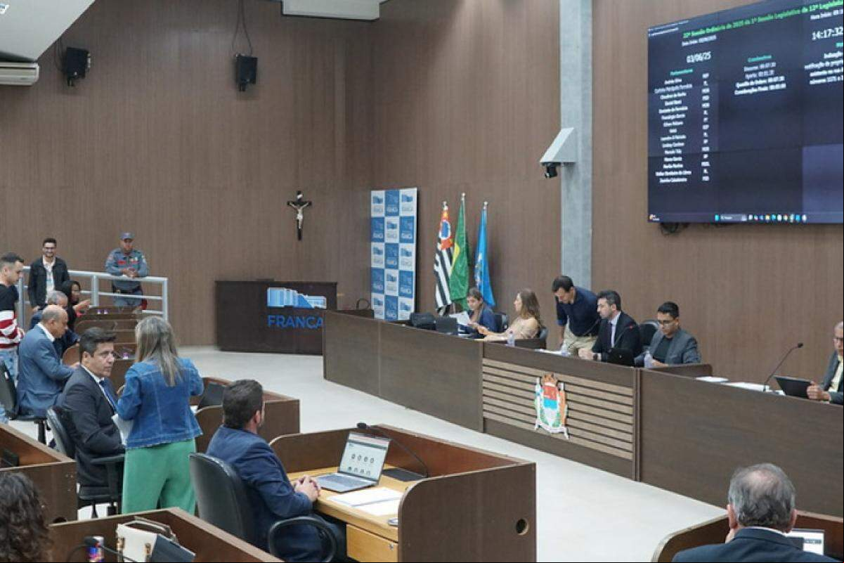 Sessão ordinária da Câmara Municipal de Franca desta terça-feira
