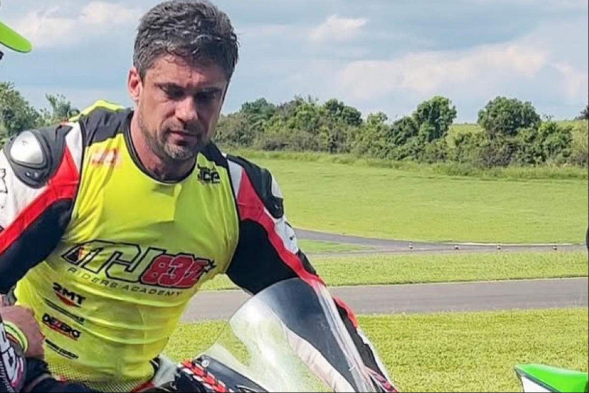Ele participava de um treino preparatório para a Copa Oeste de Motovelocidade.