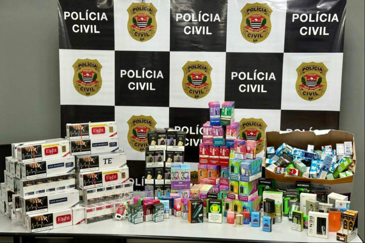Operação da DIG flagra venda de cigarros ilegais e jogos de azar em tabacaria de Indaiatuba; dono foi preso em flagrante com mais de 380 pacotes e 290 vapes.