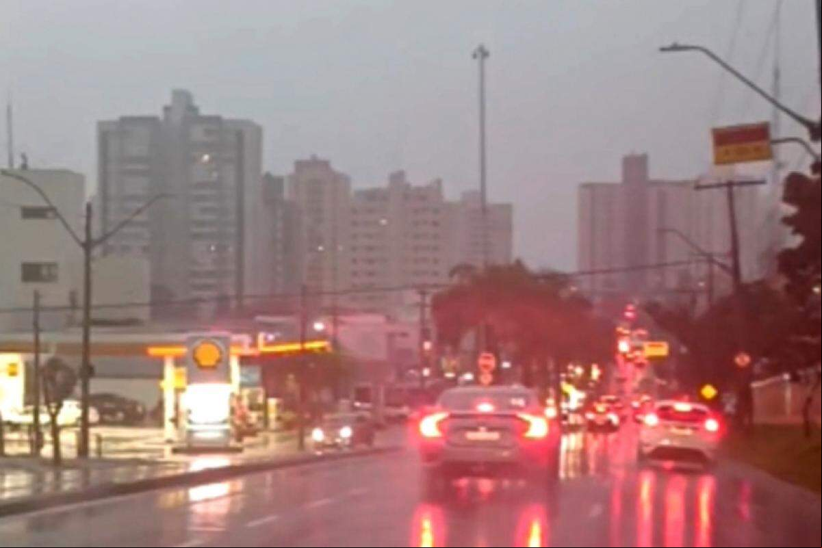 A chuva caiu com força no início da manhã em Piracicaba.